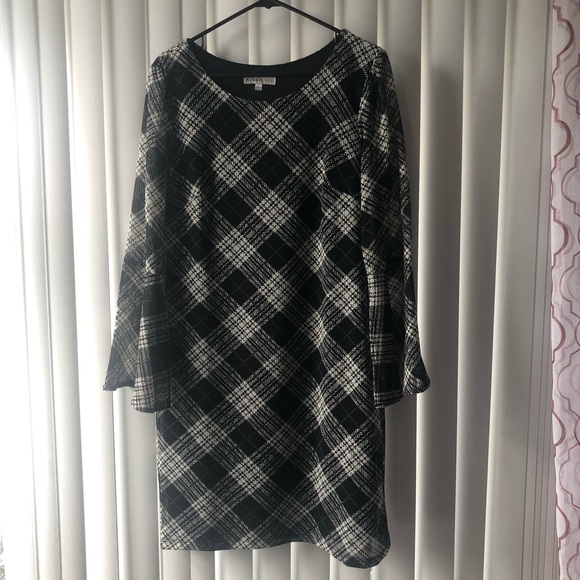 ROBBIE BEE - L BLACK & WHITE CHECKERED DRESS - Picture 3 of 7